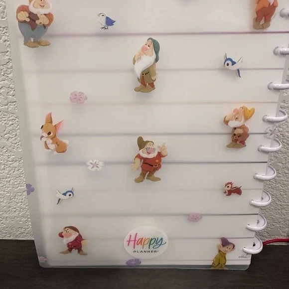 Disney Snow White Classic Happy Planner Dated to June 2026 - Picture 6 of 7